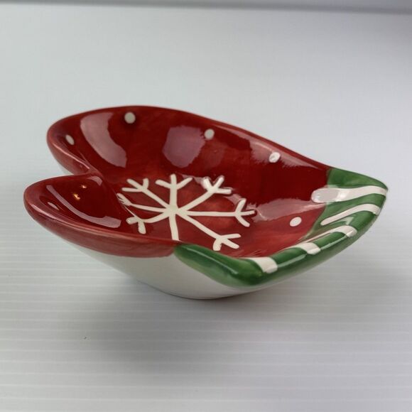 Young’s Heartfelt Kitchen Creations Christmas Mitten Snowflake Dish Ceramic - Picture 12 of 12